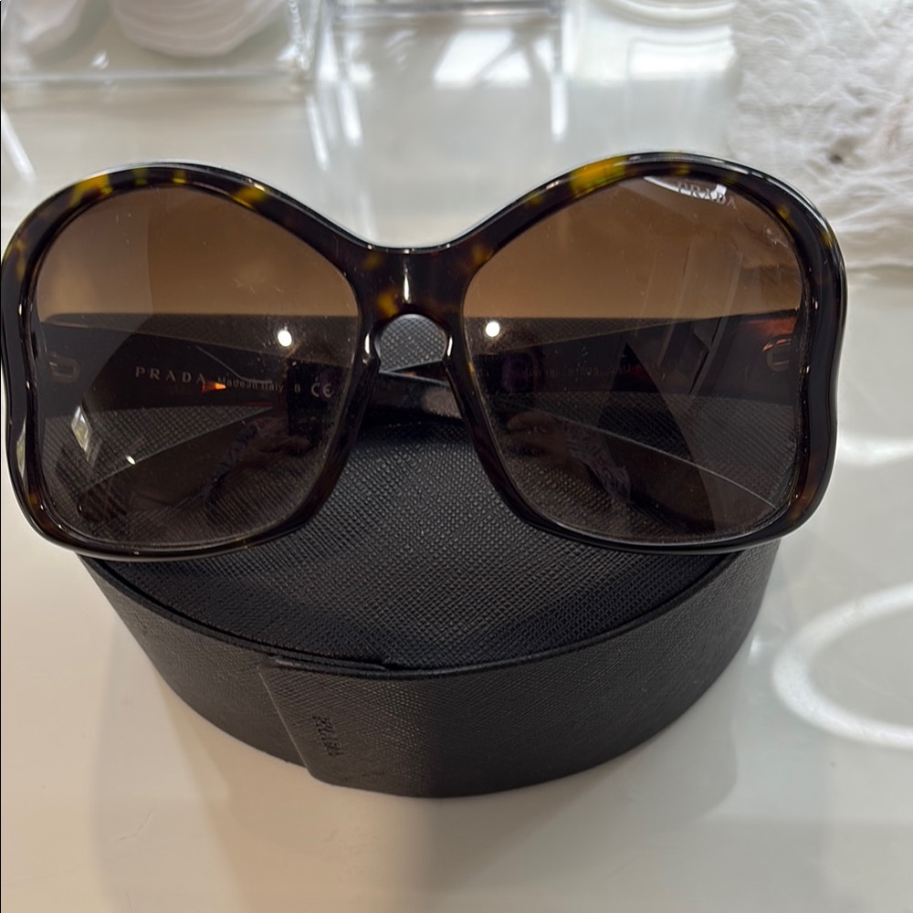 Prada Brown Tortoiseshell Sunglasses with Gradient Lenses